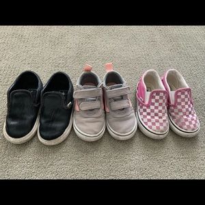 3 pairs of Girls Vans size 7